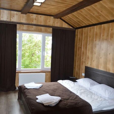 Royal House Villa Kamjanyi Potoki Kültér fotó