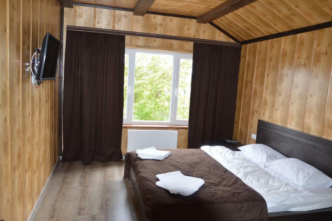 Royal House Villa Kamjanyi Potoki Kültér fotó