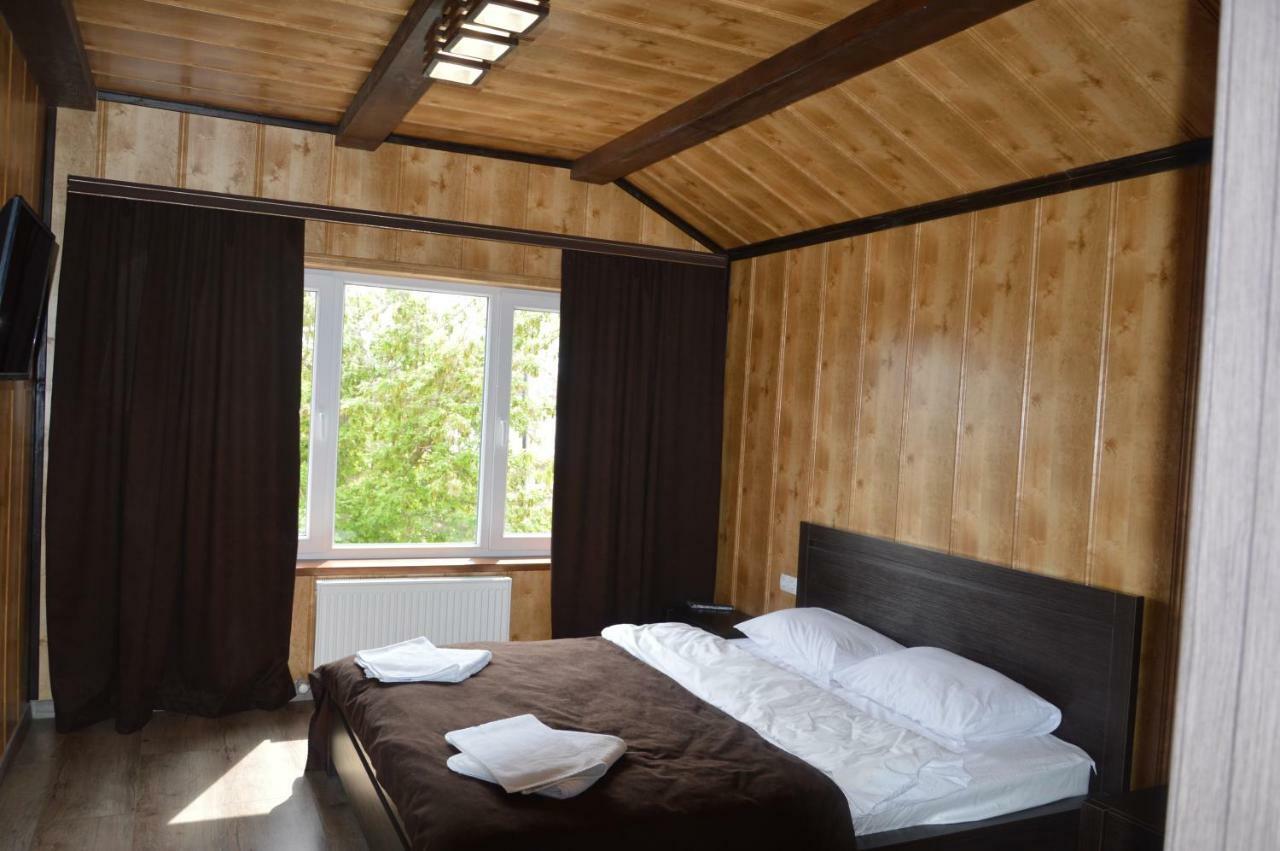 Royal House Villa Kamjanyi Potoki Kültér fotó